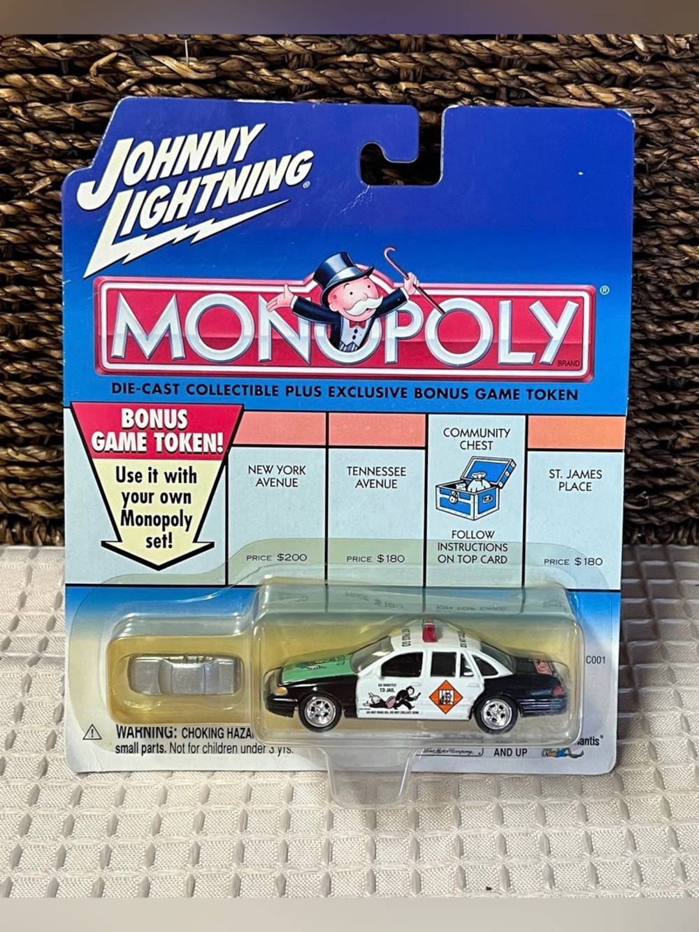 Johnny Lightning Monopoly "Go Directly to Jail" 1997 Ford Crown Victoria Police